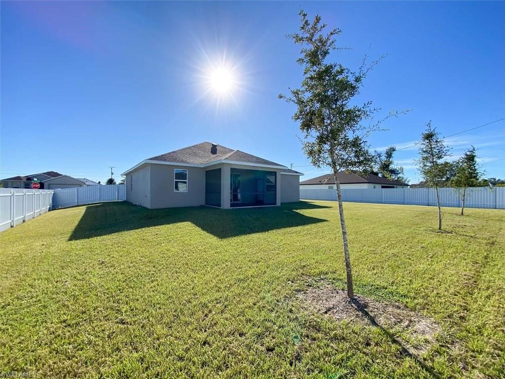 CAPE CORAL - Residential