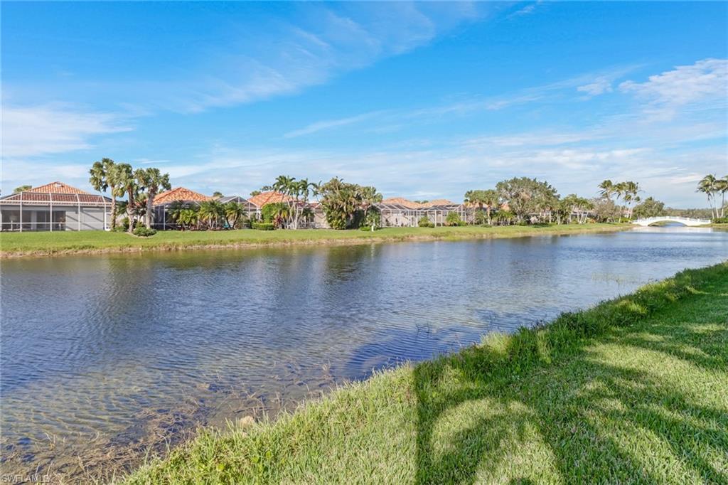 VILLAGE WALK - Residential