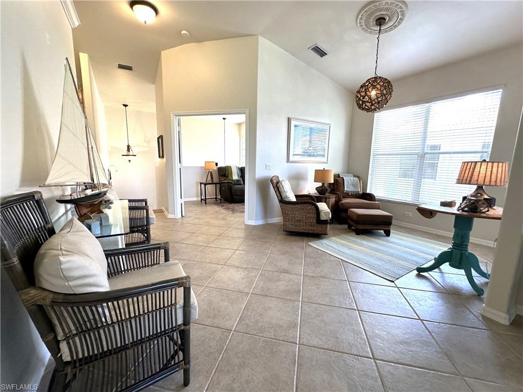 COLONIAL LINKS - Residential Lease