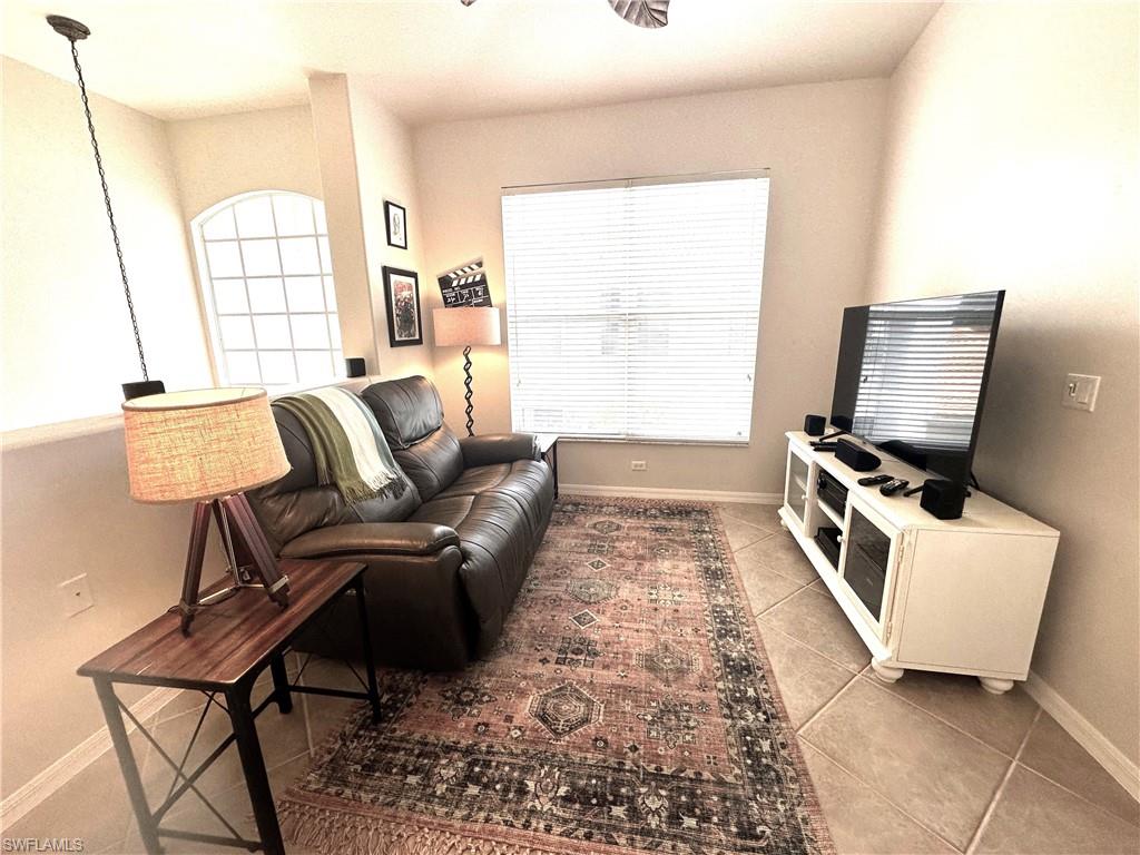 COLONIAL LINKS - Residential Lease