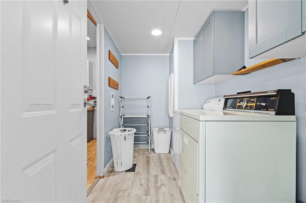 FOREST PARK MOBILE HOME - Residential