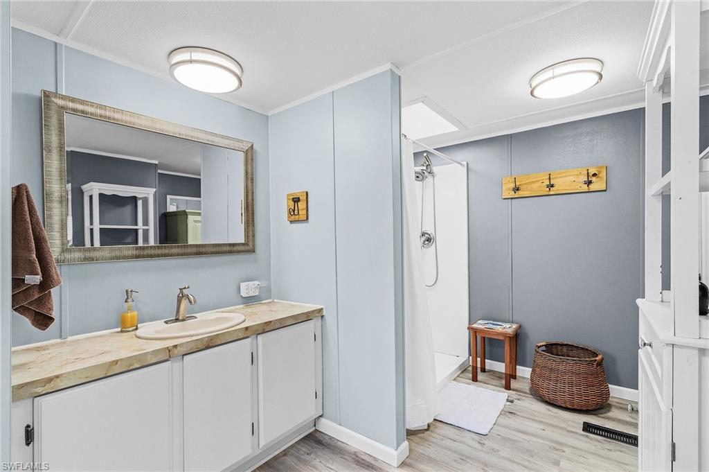 FOREST PARK MOBILE HOME - Residential