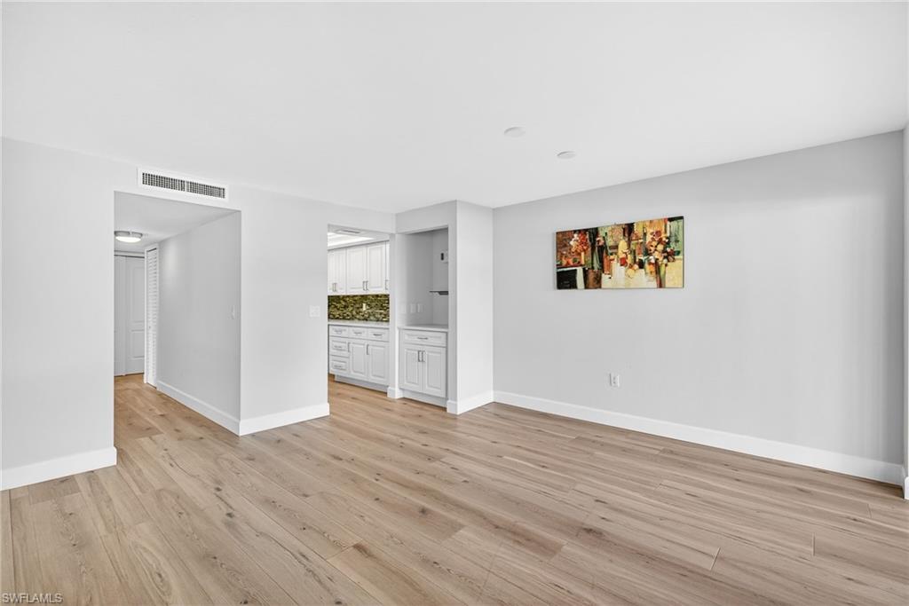 CHESAPEAKE LANDINGS - Residential