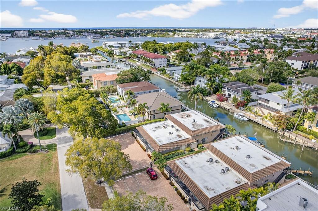 CHESAPEAKE LANDINGS - Residential