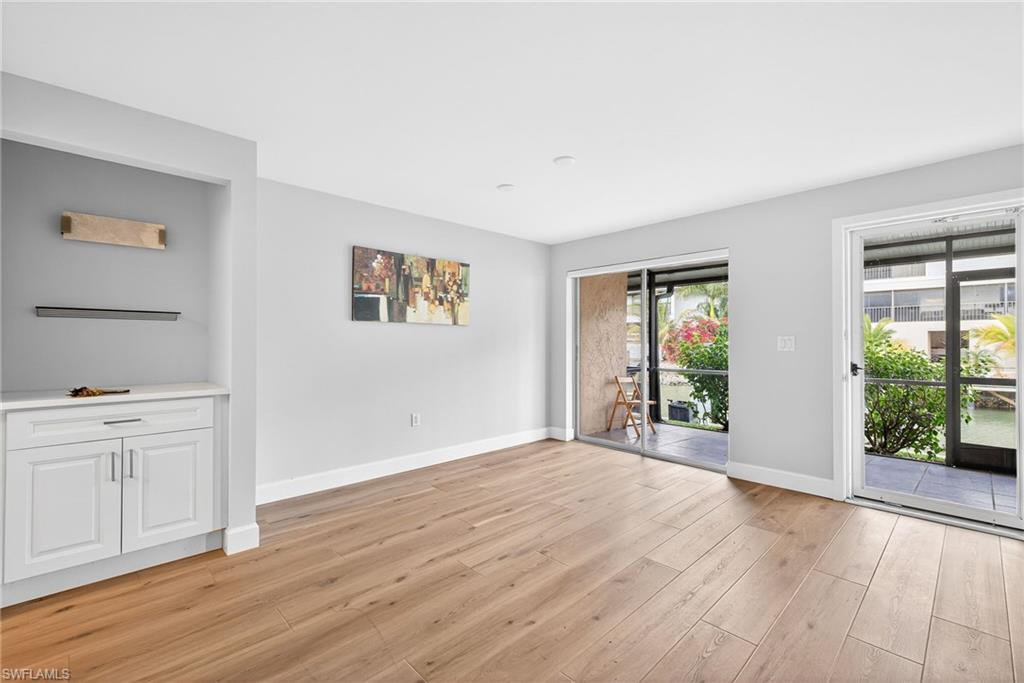 CHESAPEAKE LANDINGS - Residential