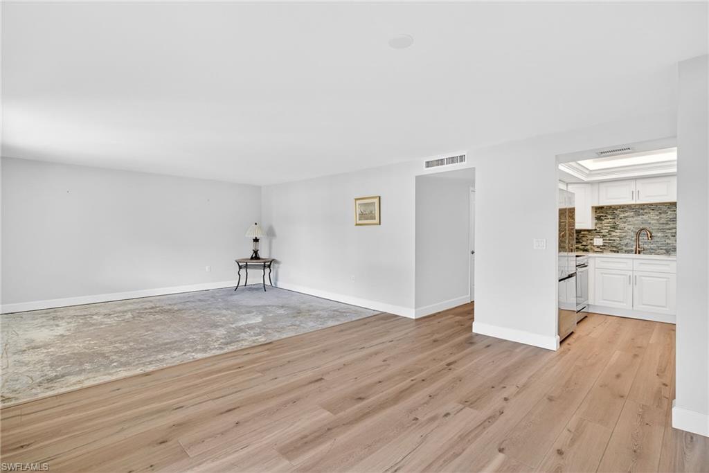 CHESAPEAKE LANDINGS - Residential