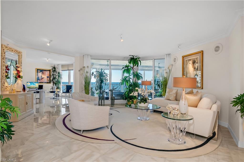 BRITTANY - Residential