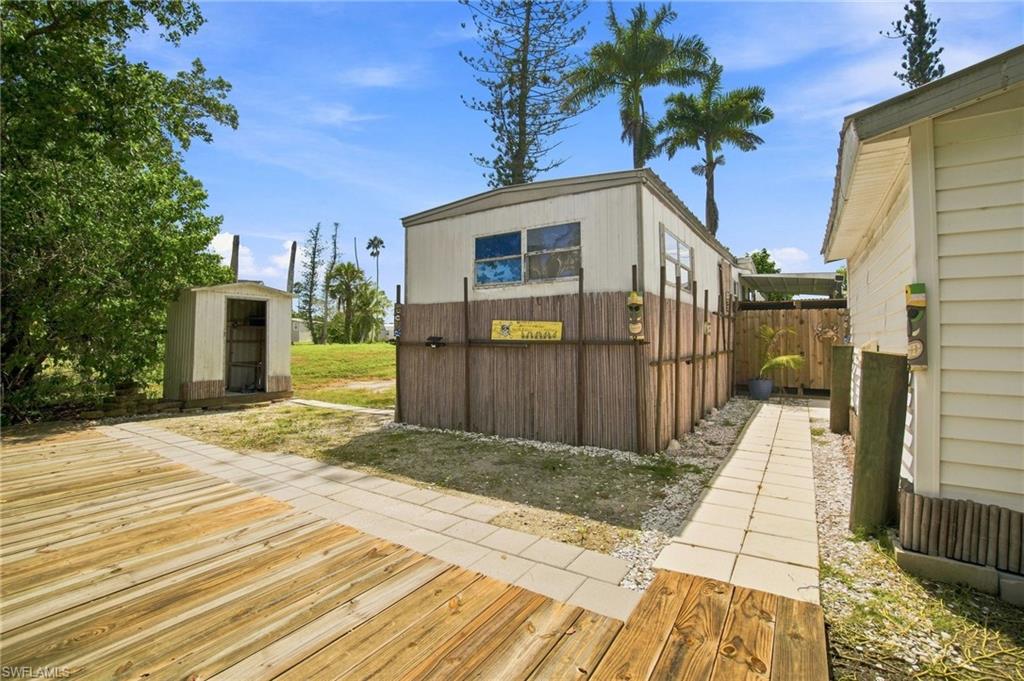 105 Cardinal CT