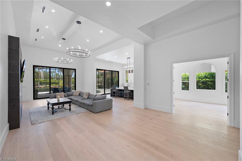 NORMAN ESTATES AT TIBURON - Residential