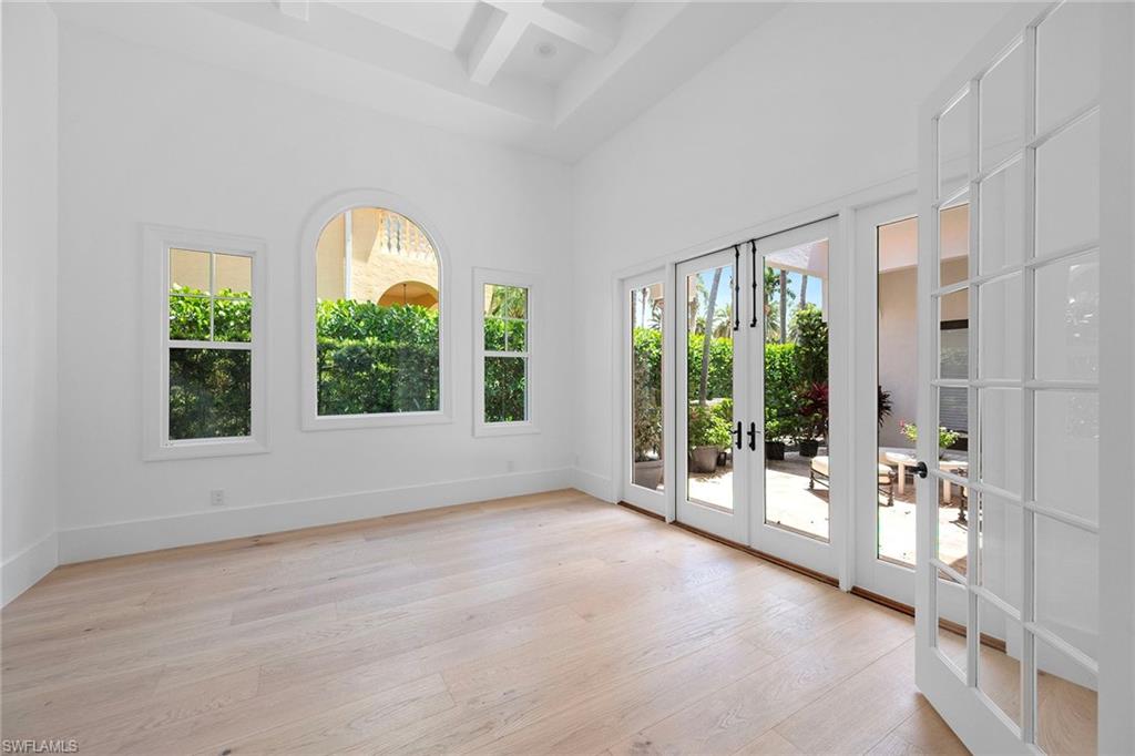 NORMAN ESTATES AT TIBURON - Residential