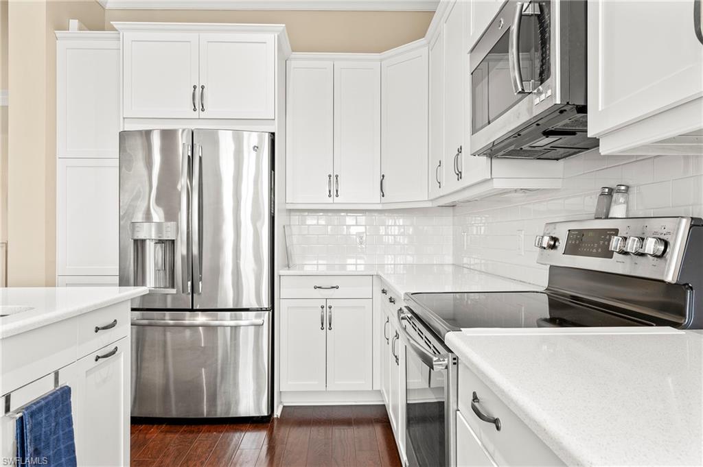 ISLES OF COLLIER PRESERVE - Residential