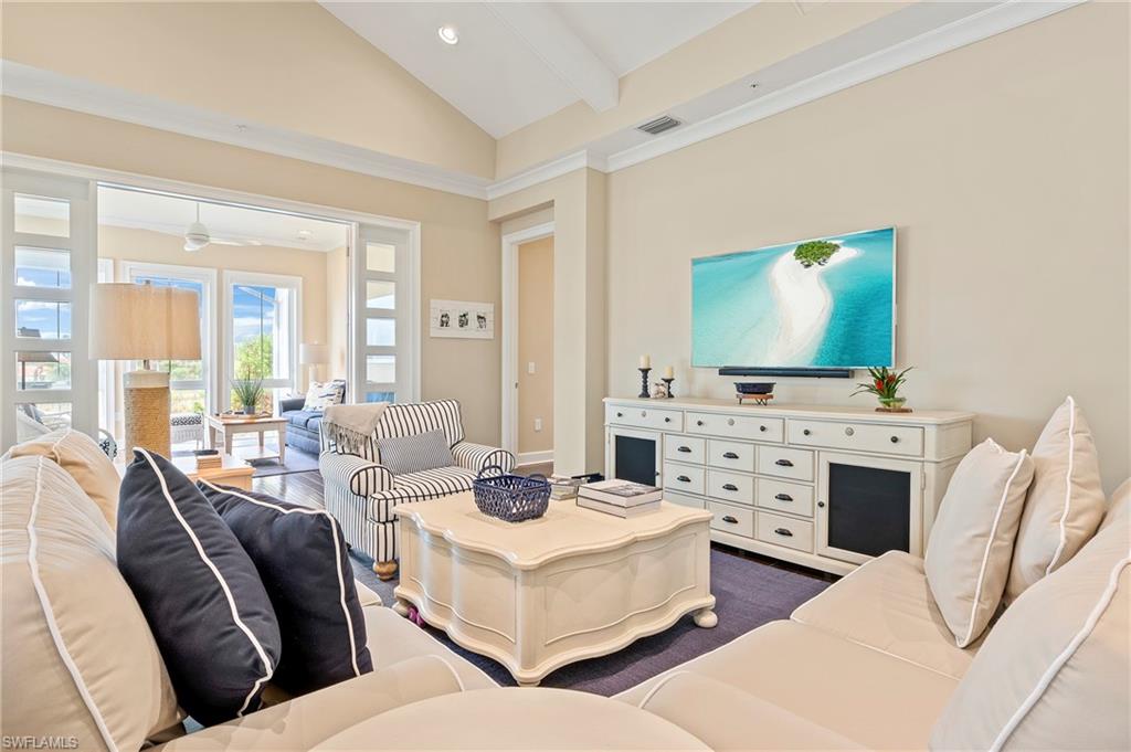 6553 Dominica DR 202