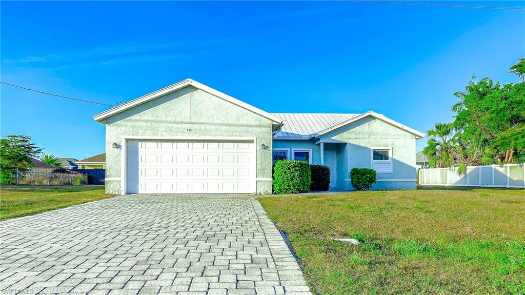 CAPE CORAL - Residential