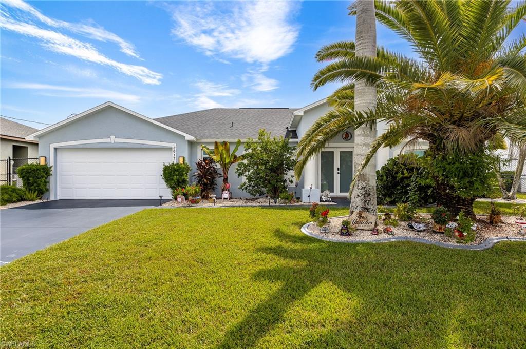 FOUR MILE COVE - Residential