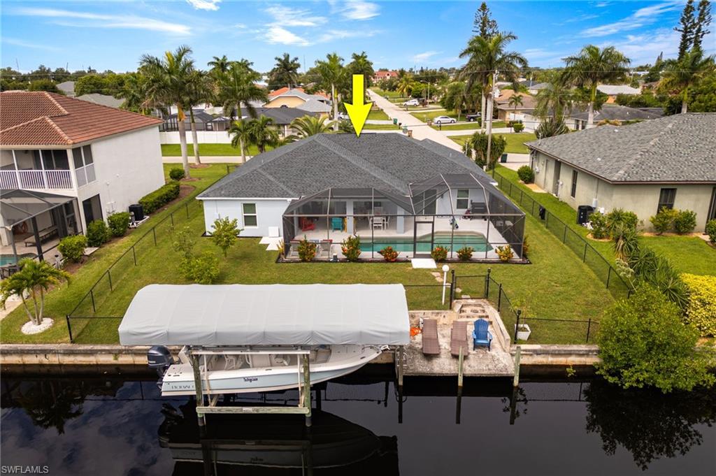 FOUR MILE COVE - Residential
