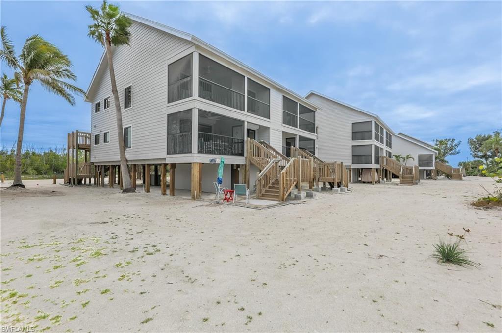 BEACH COTTAGES - Residential