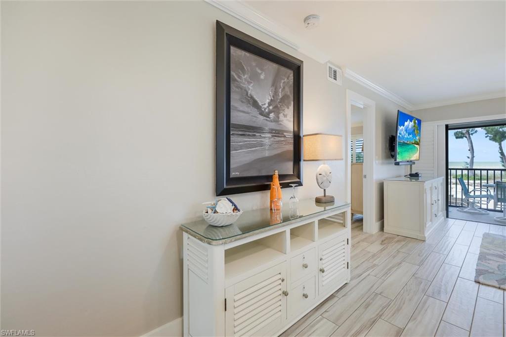 BEACH COTTAGES - Residential