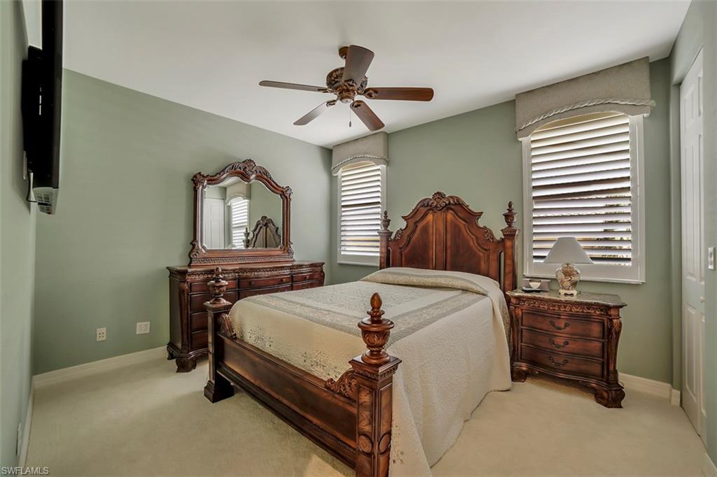 SATURNIA LAKES - Residential