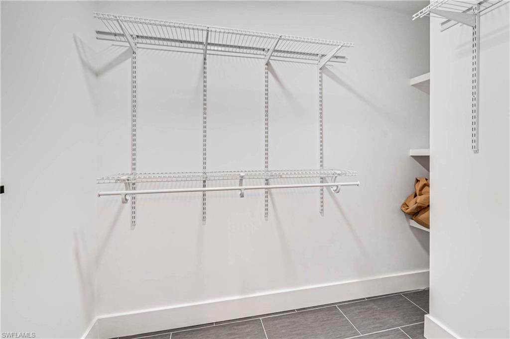 BEAU RIVAGE - Residential