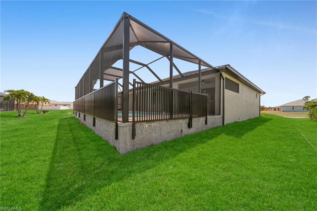 CAPE CORAL - Residential