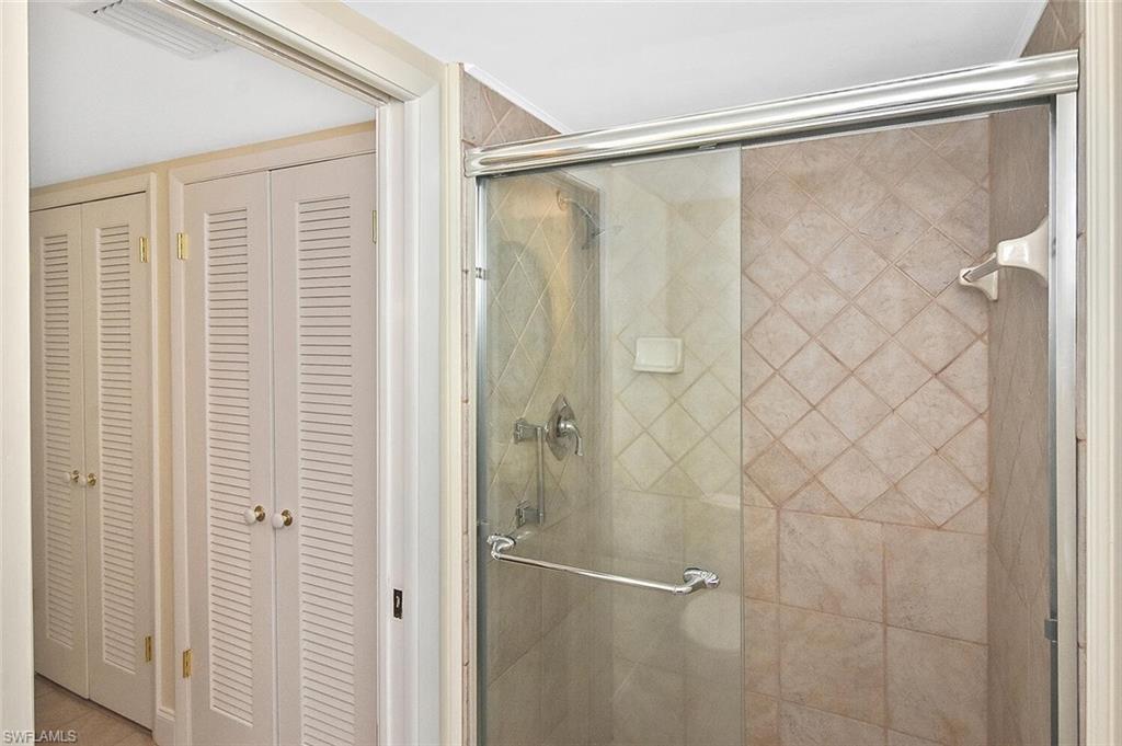 STRATFORD PLACE CONDO - Residential