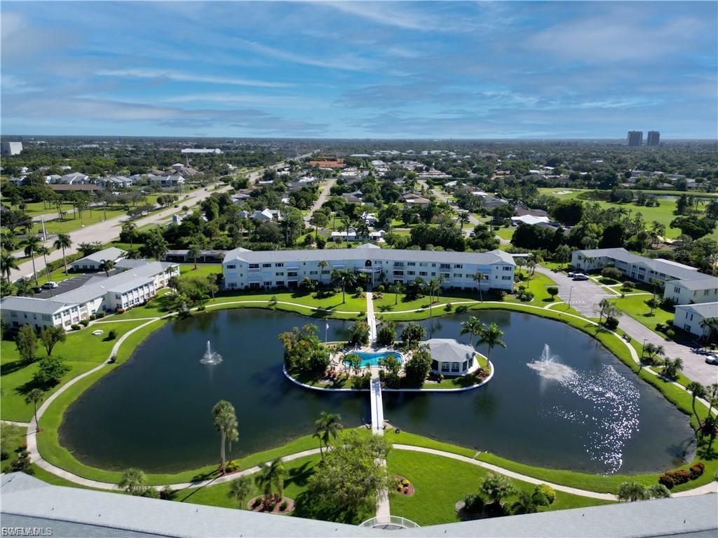 STRATFORD PLACE CONDO - Residential