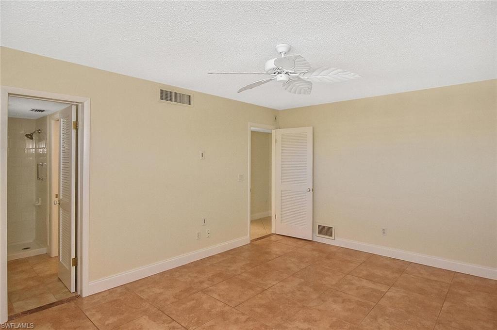 STRATFORD PLACE CONDO - Residential