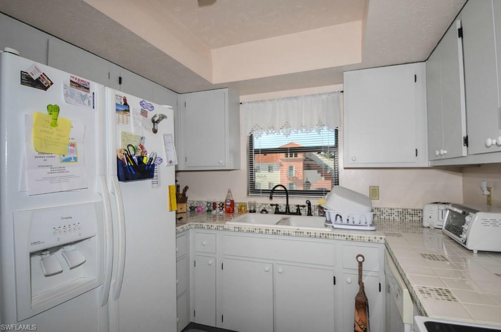 AVALON PLACE CONDO - Residential