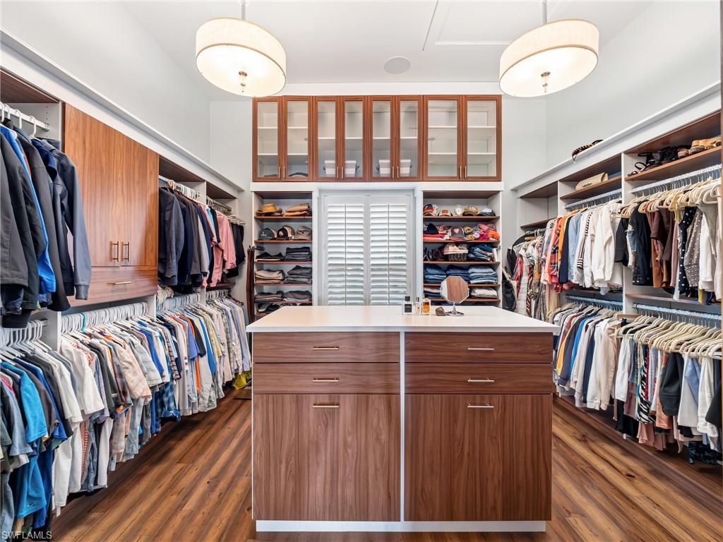 WHISKEY CREEK - Residential