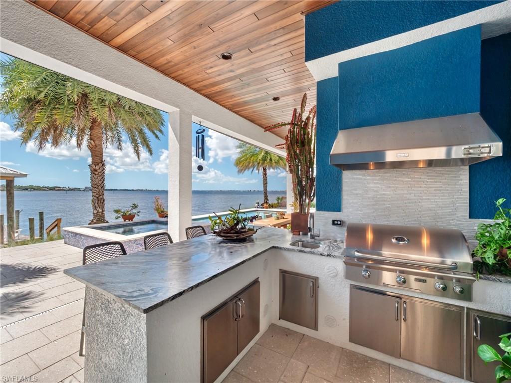 WHISKEY CREEK - Residential