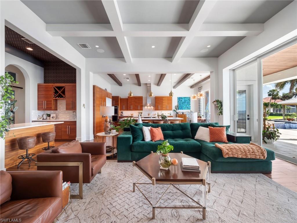 WHISKEY CREEK - Residential