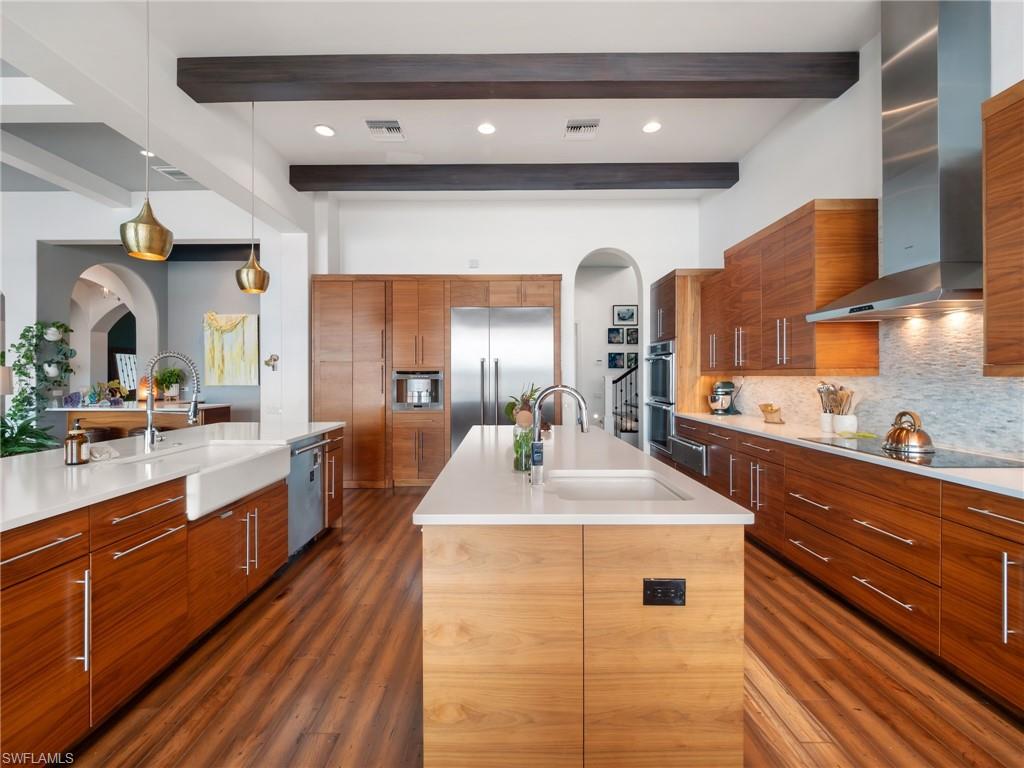 WHISKEY CREEK - Residential