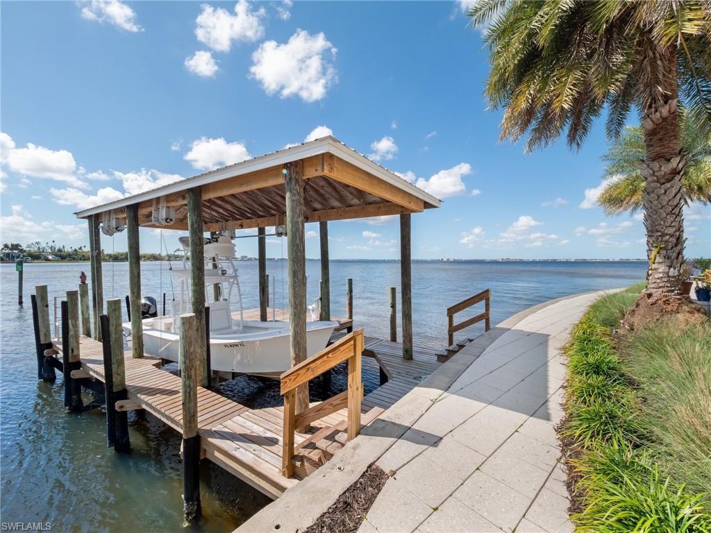 WHISKEY CREEK - Residential