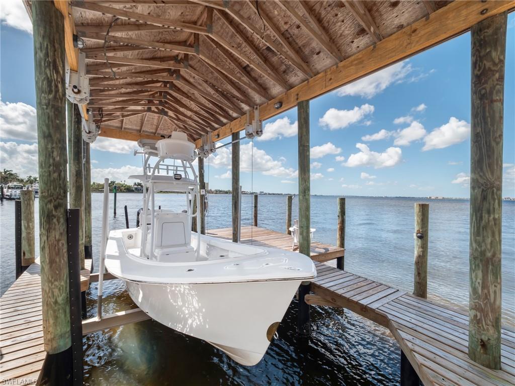 WHISKEY CREEK - Residential