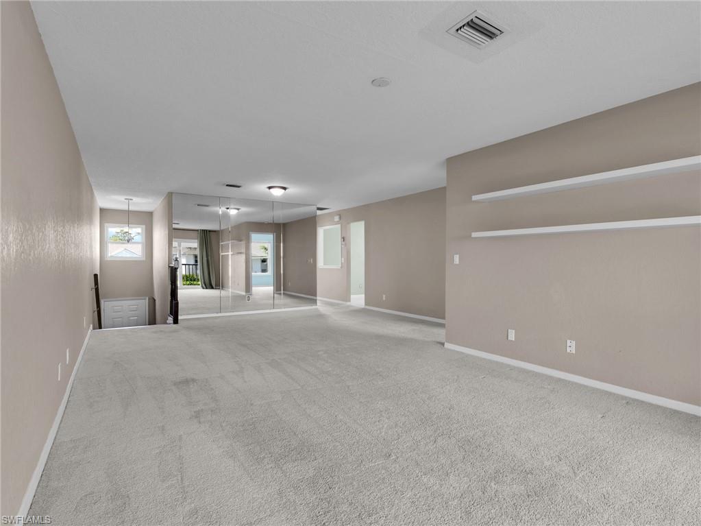 TRAFALGAR SQUARE - Residential