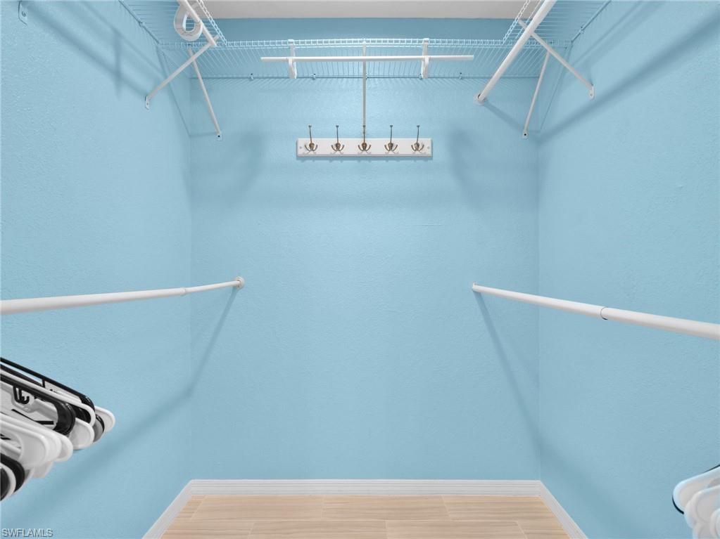 TRAFALGAR SQUARE - Residential