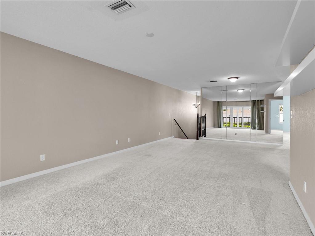 TRAFALGAR SQUARE - Residential