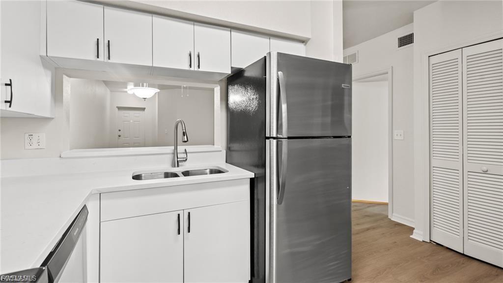 THE COVE AT SIX MILE - Residential