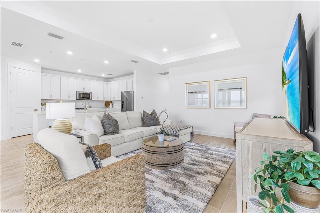 20163 KINGMONT DR