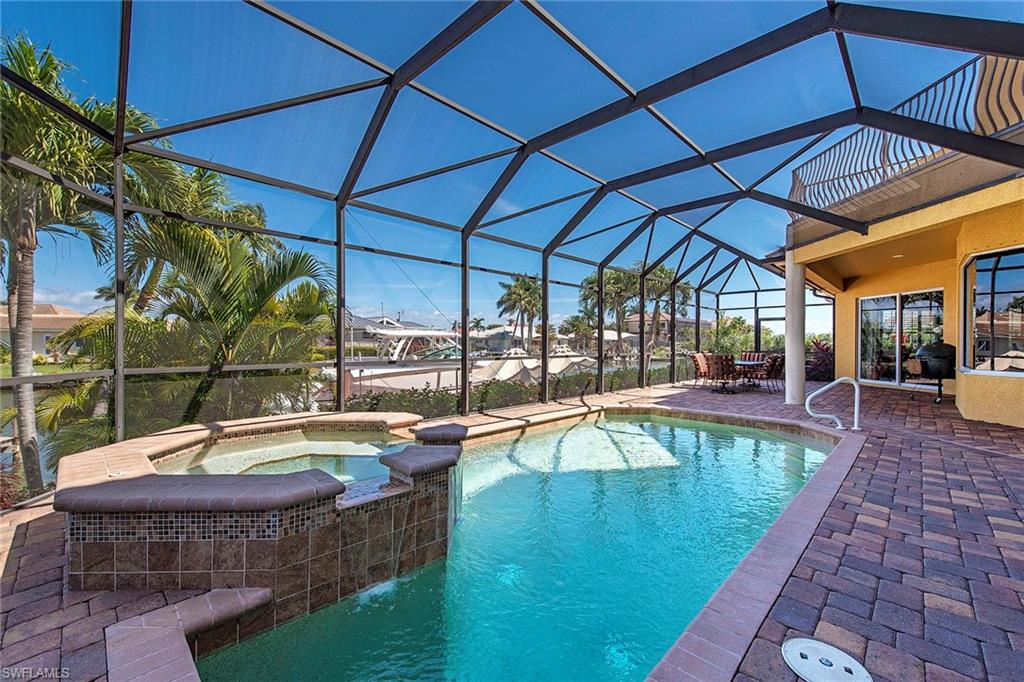 MARCO BEACH - Residential