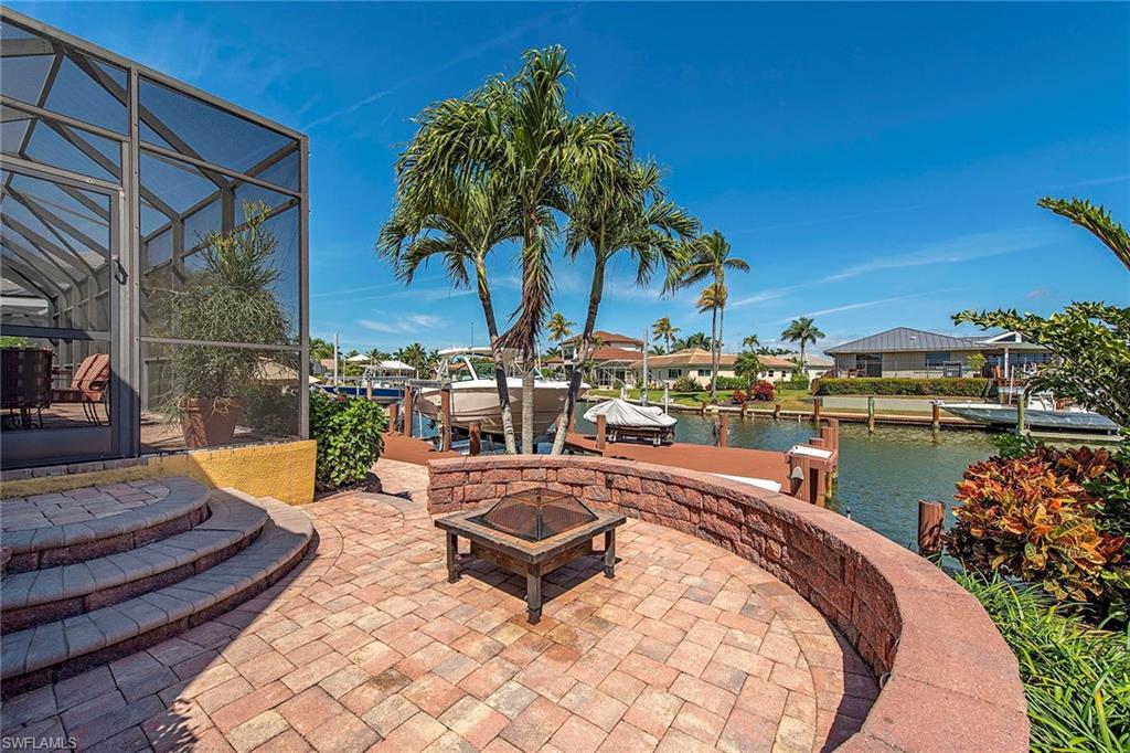 MARCO BEACH - Residential