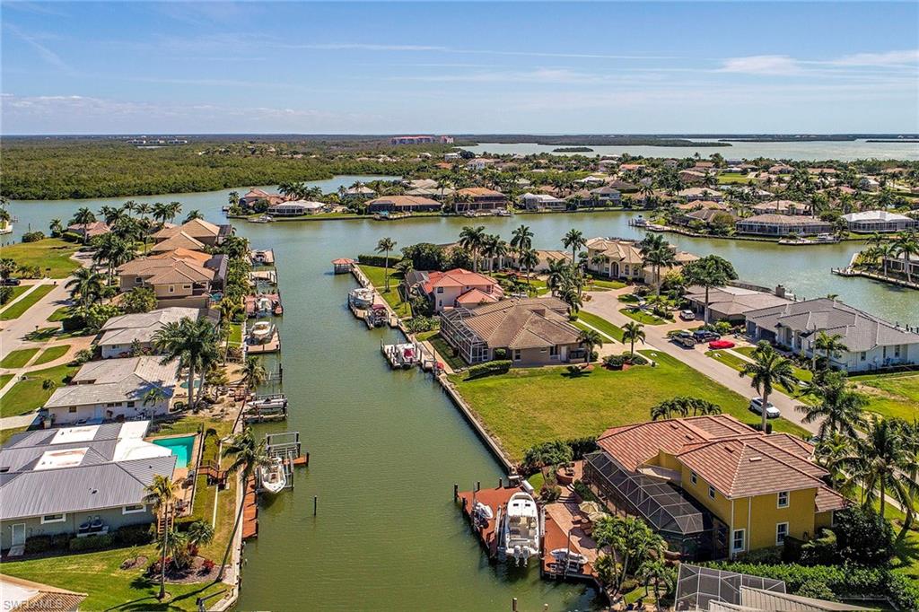 MARCO BEACH - Residential