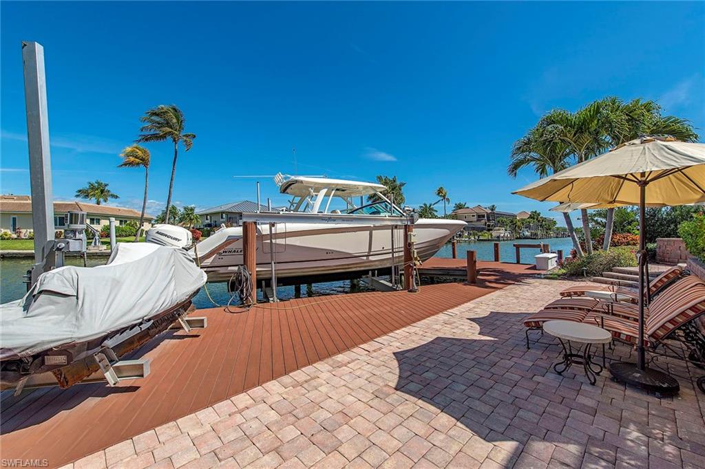 MARCO BEACH - Residential