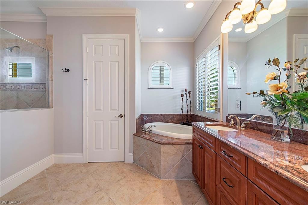 MARCO BEACH - Residential