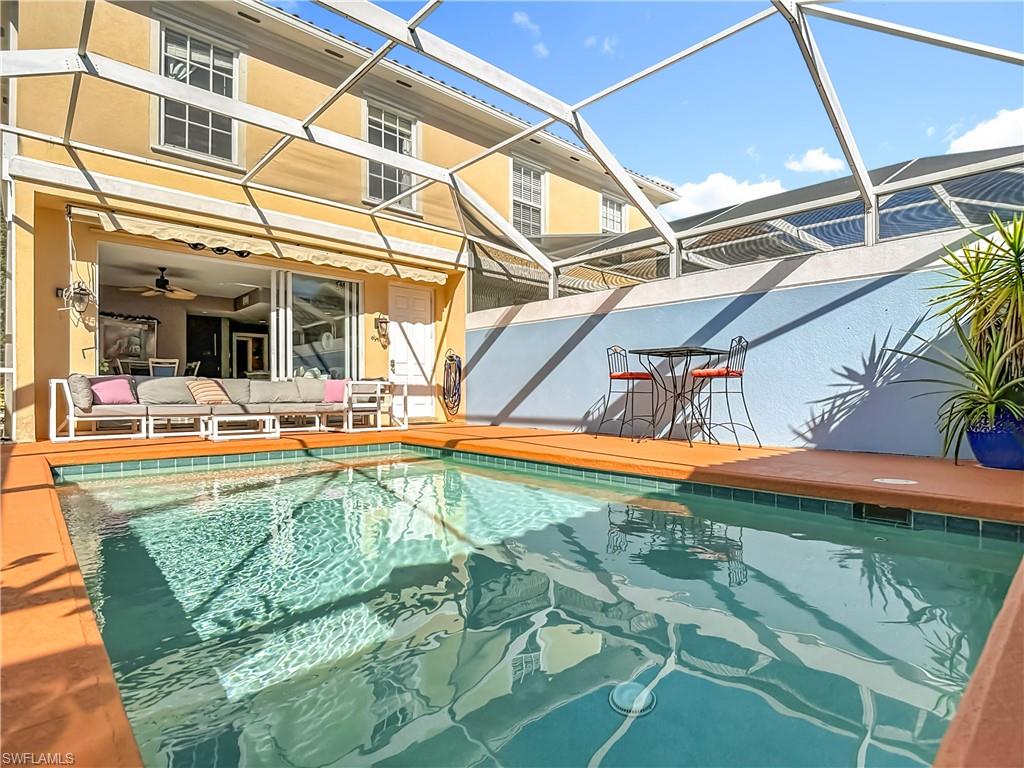 ISLAND WALK - Residential