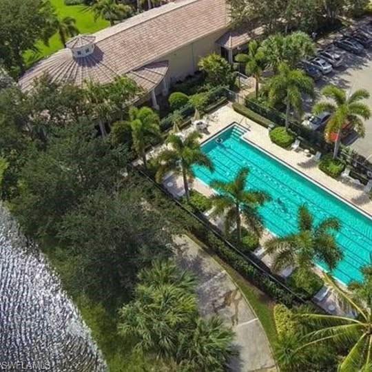 ISLAND WALK - Residential