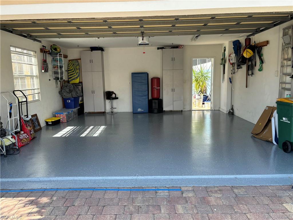 ISLAND WALK - Residential