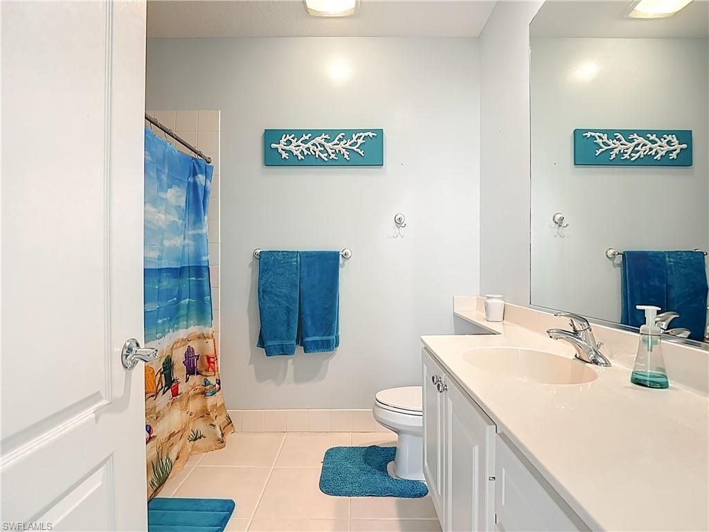 ISLAND WALK - Residential