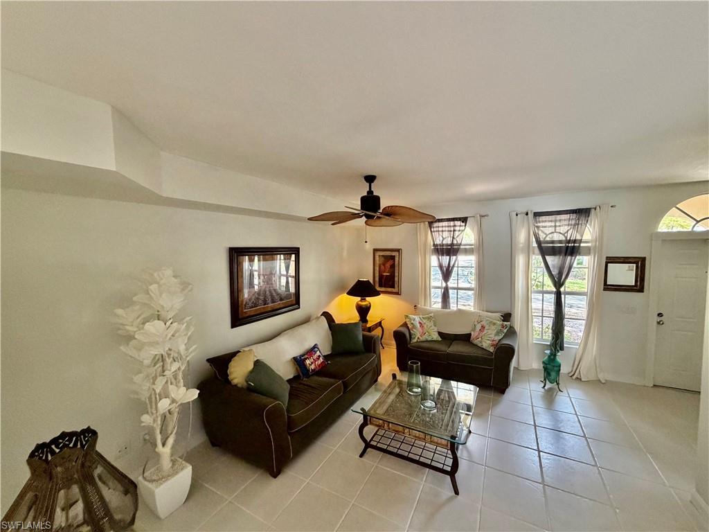 ISLAND WALK - Residential