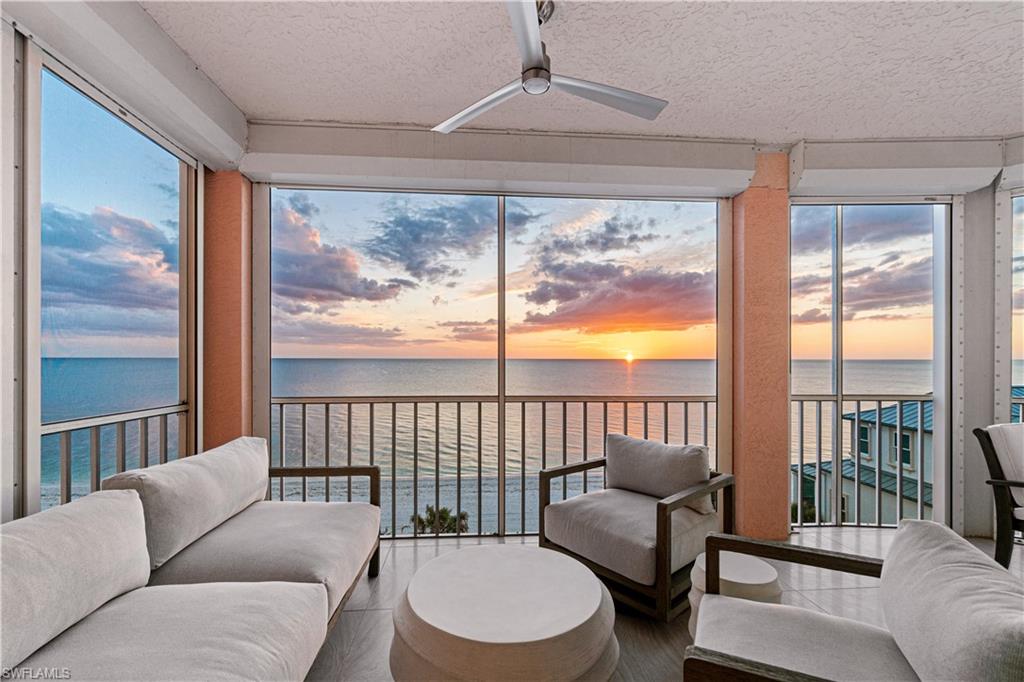 BAREFOOT BEACH CLUB - Residential